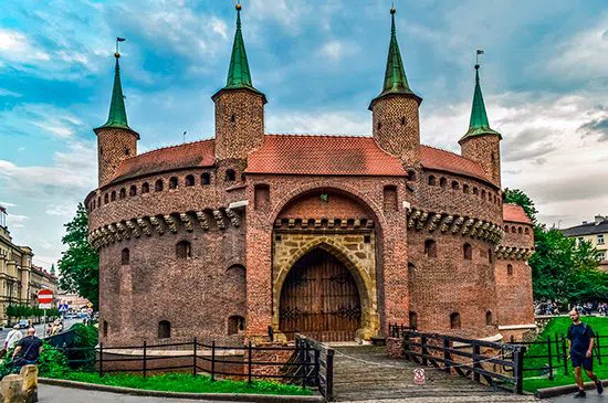 Barbakan (Kraków Barbican), Krakow