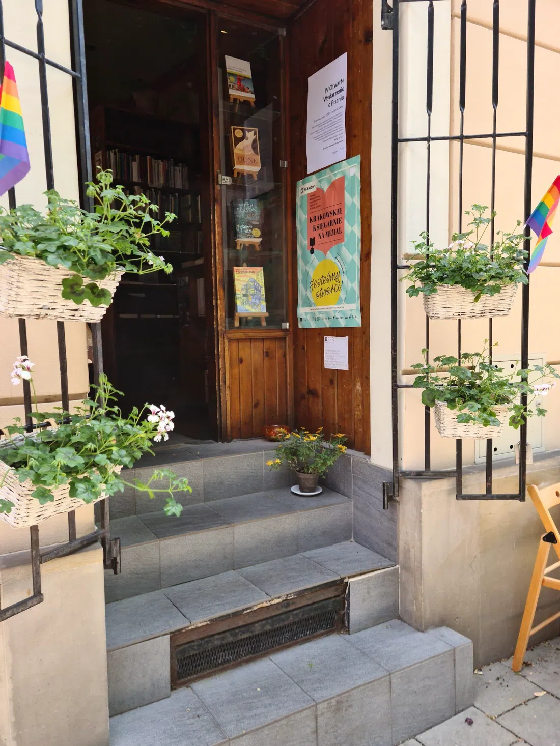 Massolit Books & Café, Cracovie